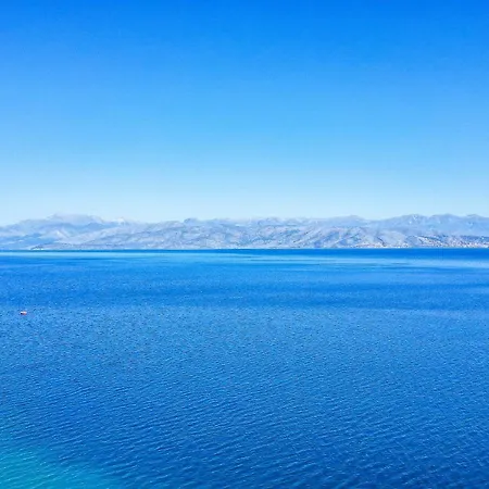 וילה Kalandi Sea Front